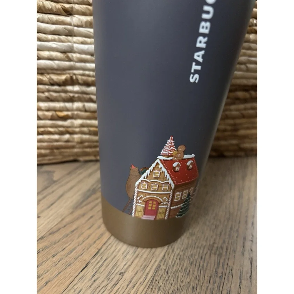 Starbucks 2025 Holiday Christmas Gingerbread House Tumbler 16oz‎